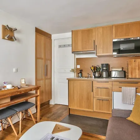 Apartment Modern Renovated Cozy And Quiet Paris